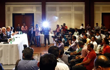 کنفرانس مطبوعاتی